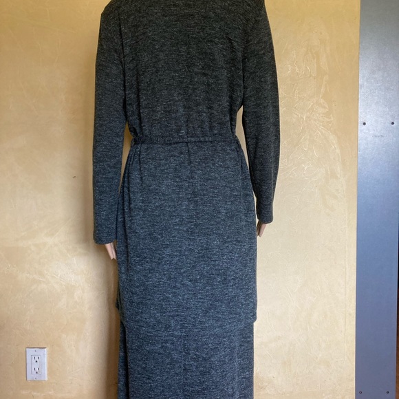 Knitted maxi dress and matching cardigan by Fairweather. - Picture 5 of 12